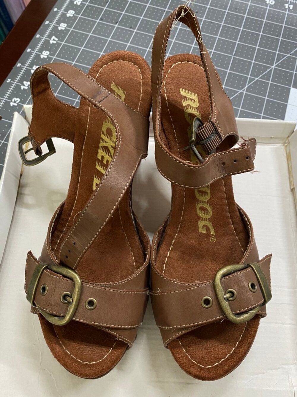 Vintage Rocket Dog Brown Leather Platform Sandals Size 8